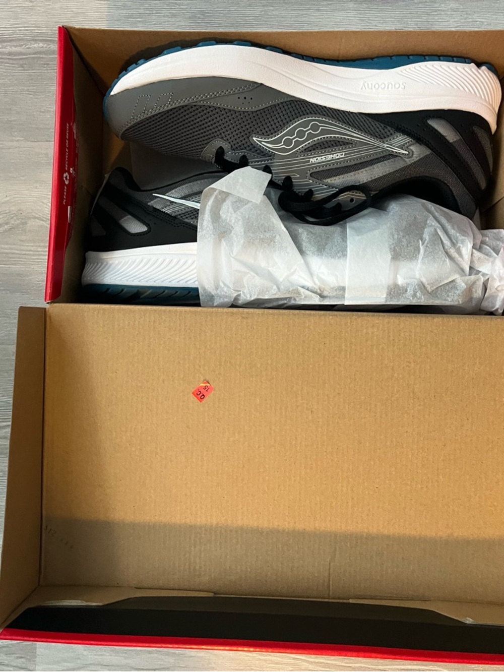 NIB Saucony Cohesion 15 Charcoal/Topaz Men’s Runners size 14